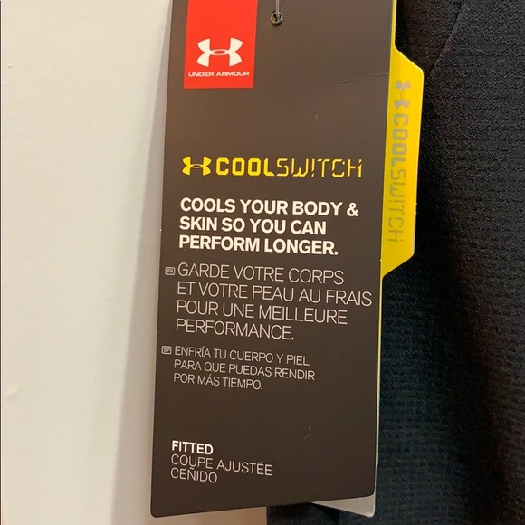 Under Armour Crop - Picture 5 of 6